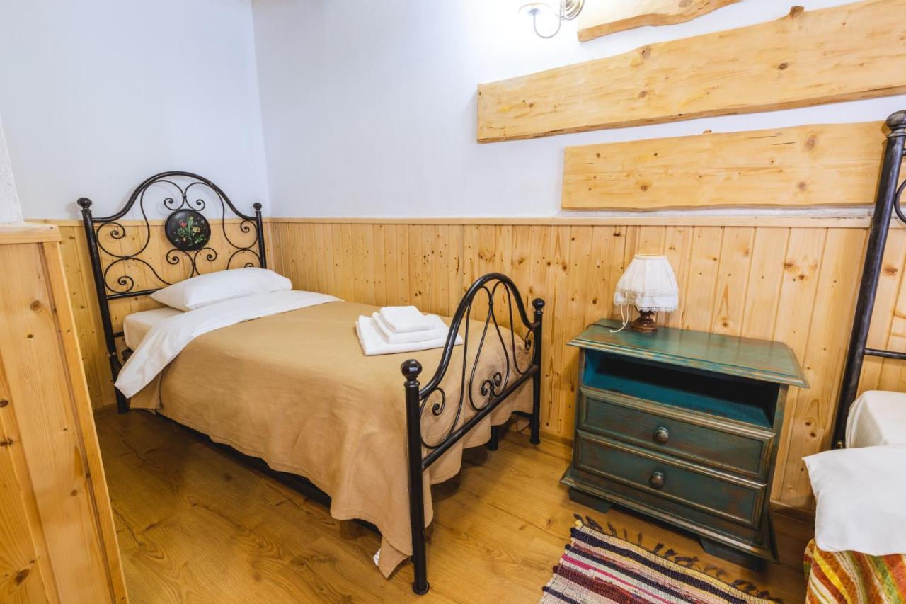 Chalet Giuel Barcut Zewnętrze zdjęcie